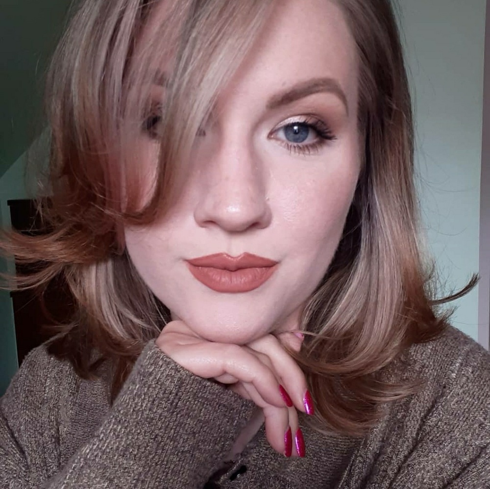 Meet your Posher, Hannah
